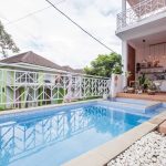 Transform a Backyard Cheaply in Florida